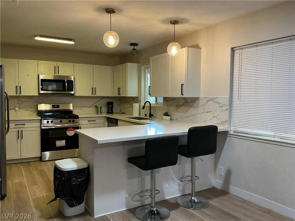 6536 Aberdeen, Las Vegas, NV 89107