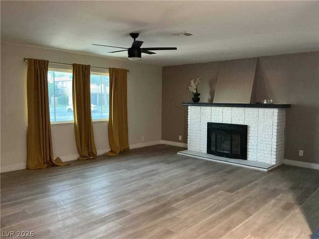 6536 Aberdeen, Las Vegas, NV 89107