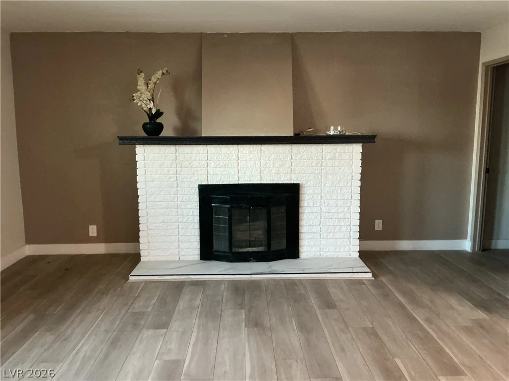6536 Aberdeen, Las Vegas, NV 89107