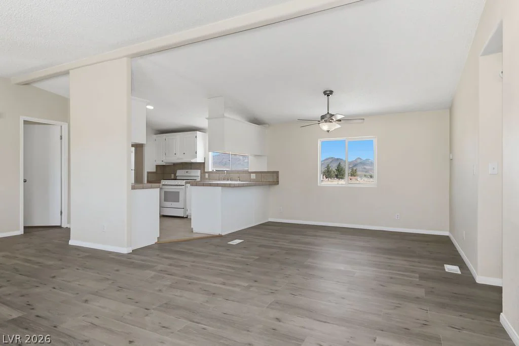 4550 Horn, Pahrump, NV 89048