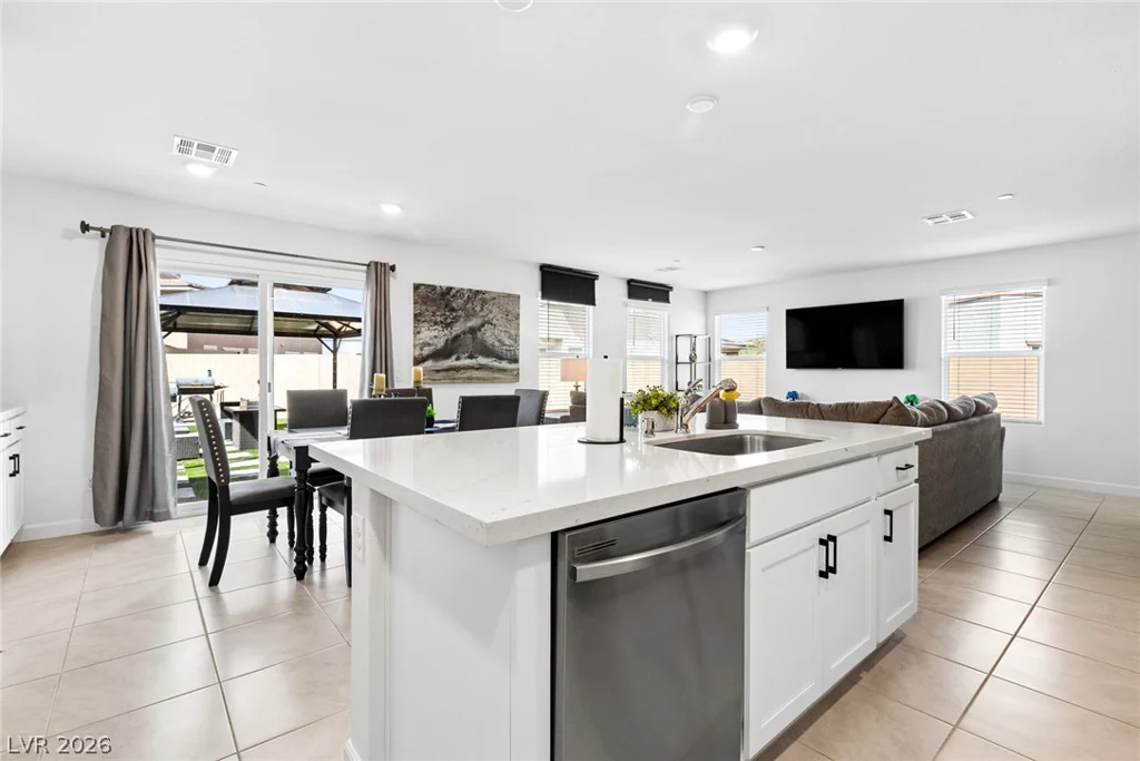 769 Spidersilk Track, Henderson, NV 89011