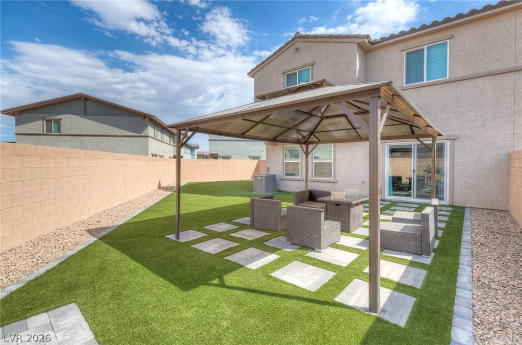 769 Spidersilk Track, Henderson, NV 89011