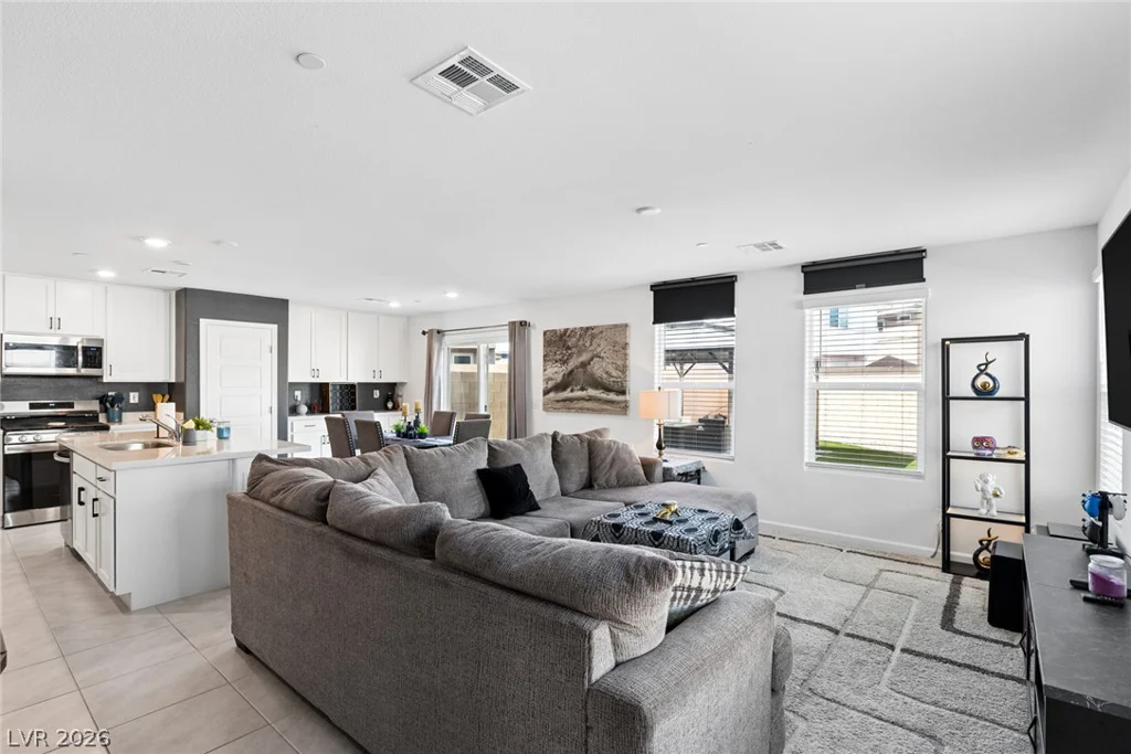 769 Spidersilk Track, Henderson, NV 89011