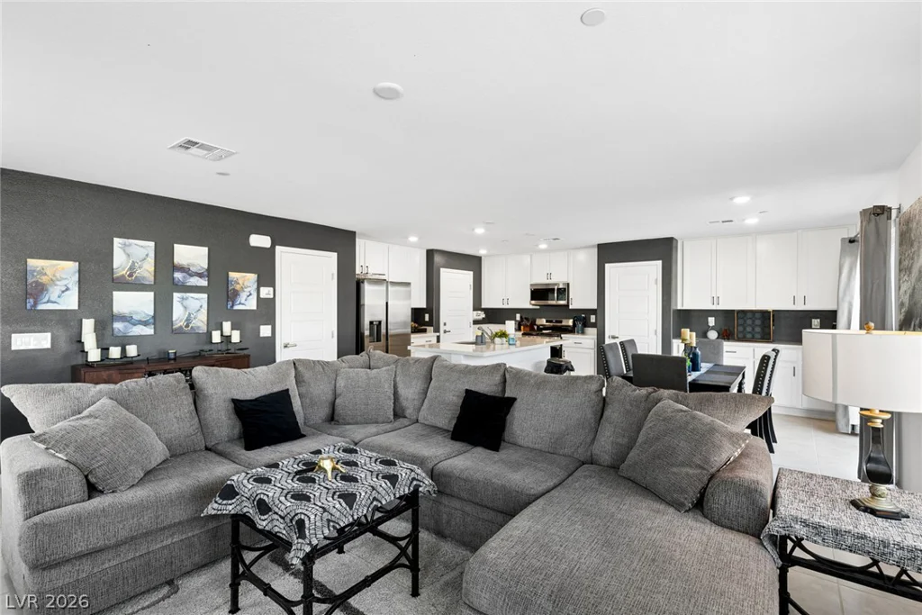 769 Spidersilk Track, Henderson, NV 89011