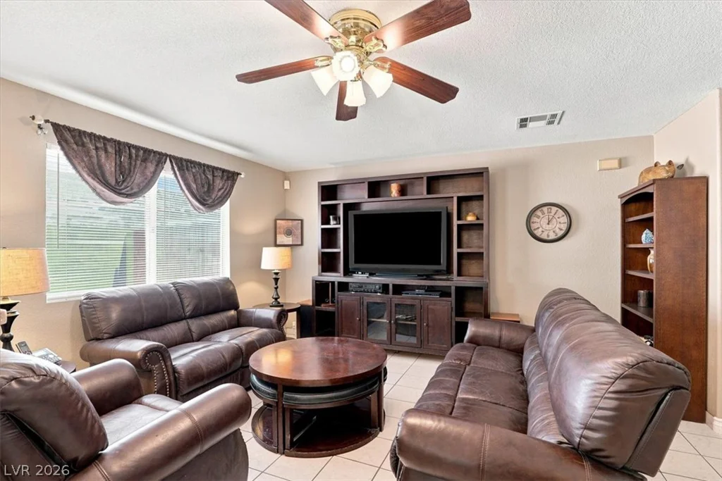 8208 Hydra, Las Vegas, NV 89128
