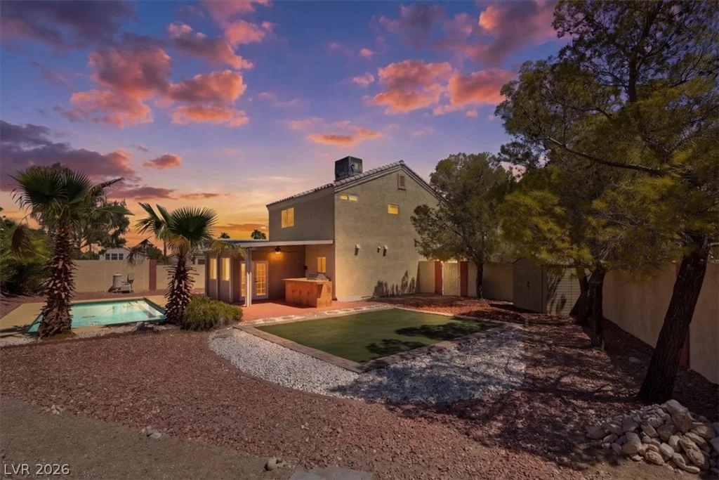 8208 Hydra, Las Vegas, NV 89128