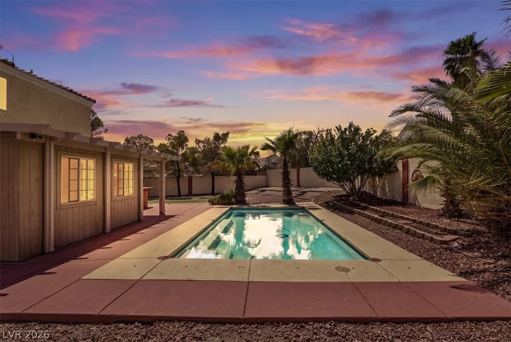8208 Hydra, Las Vegas, NV 89128