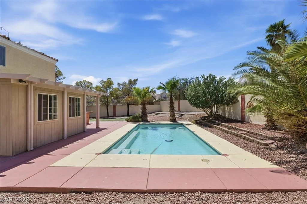 8208 Hydra, Las Vegas, NV 89128