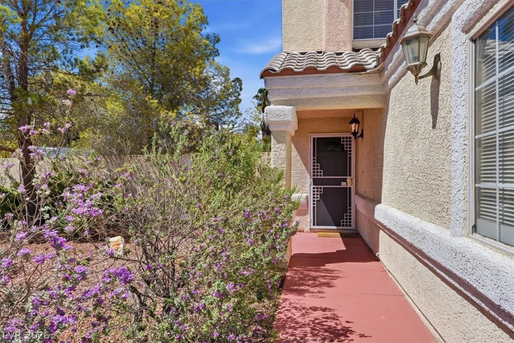 8208 Hydra, Las Vegas, NV 89128