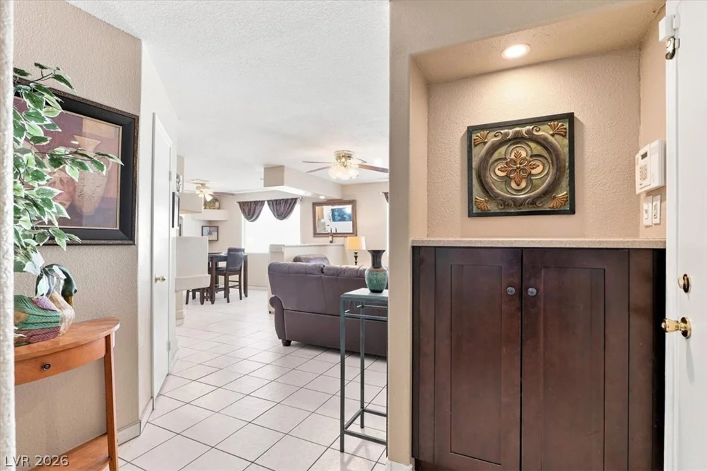 8208 Hydra, Las Vegas, NV 89128