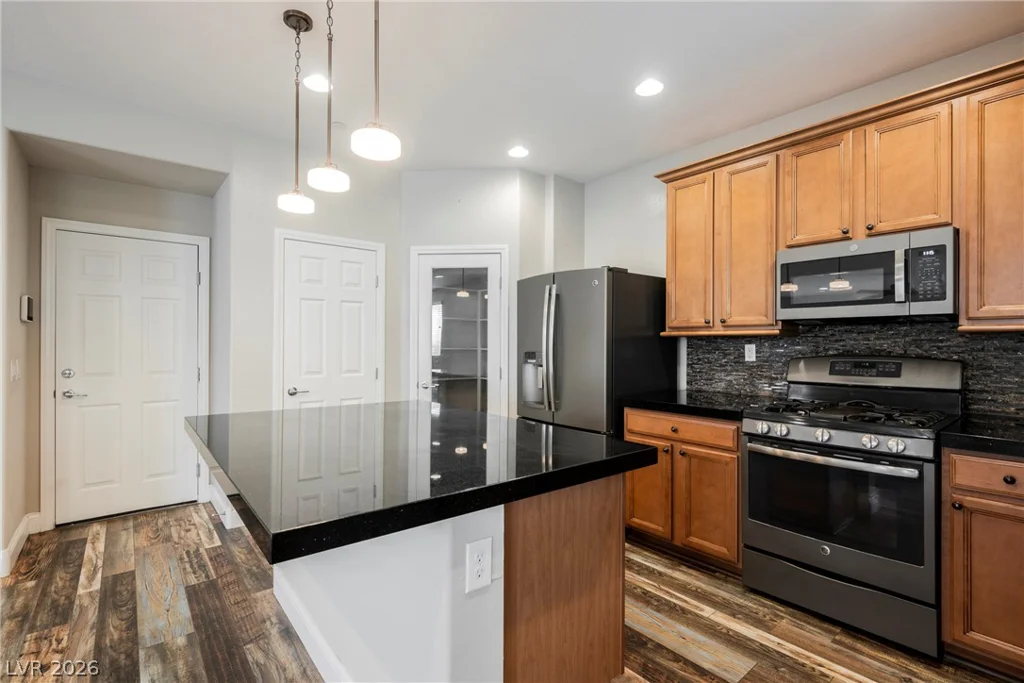 937 Estes Cove, Henderson, NV 89012