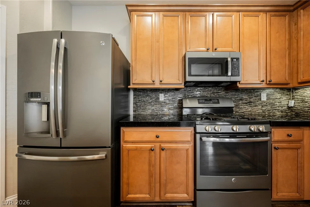 937 Estes Cove, Henderson, NV 89012