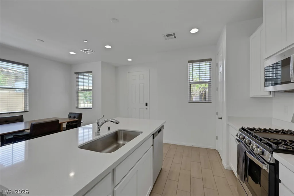 892 Cottonwood Hill, Henderson, NV 89011