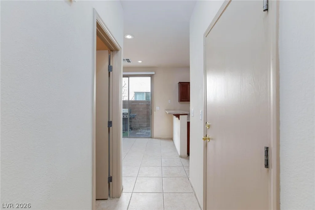 9748 Villa Lorena, Las Vegas, NV 89147