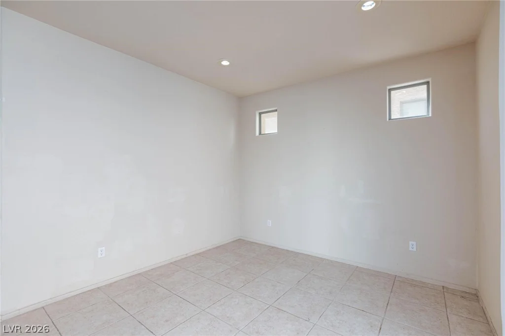 9748 Villa Lorena, Las Vegas, NV 89147