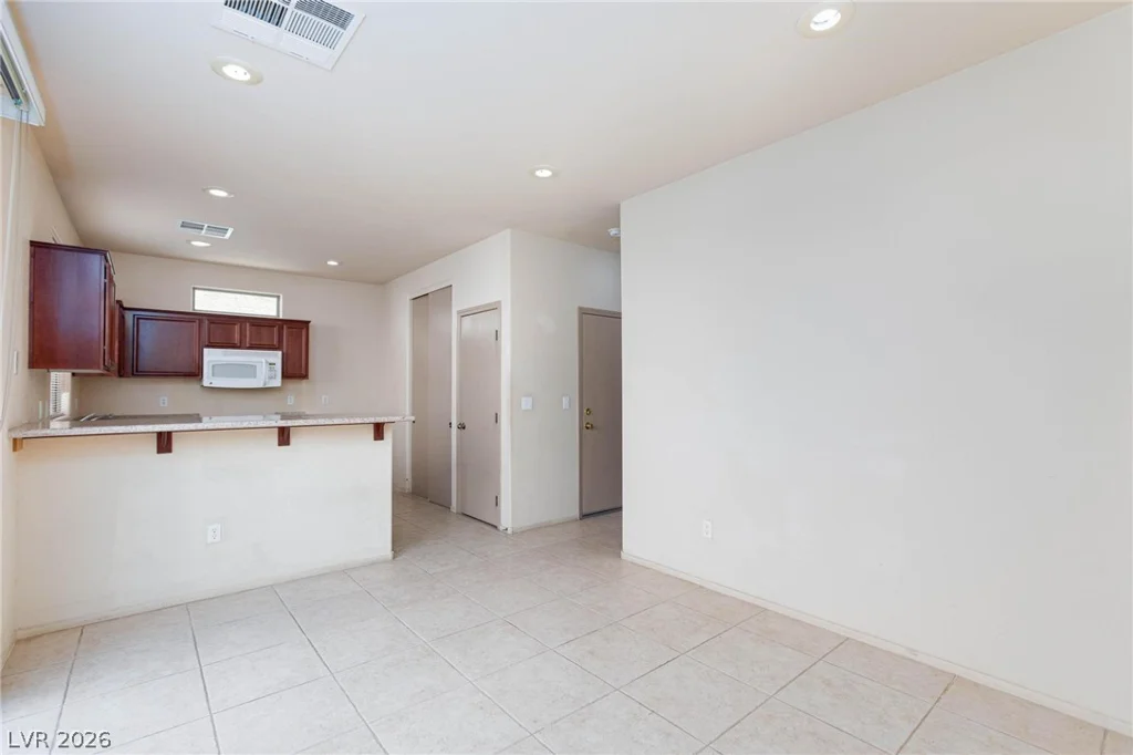 9748 Villa Lorena, Las Vegas, NV 89147