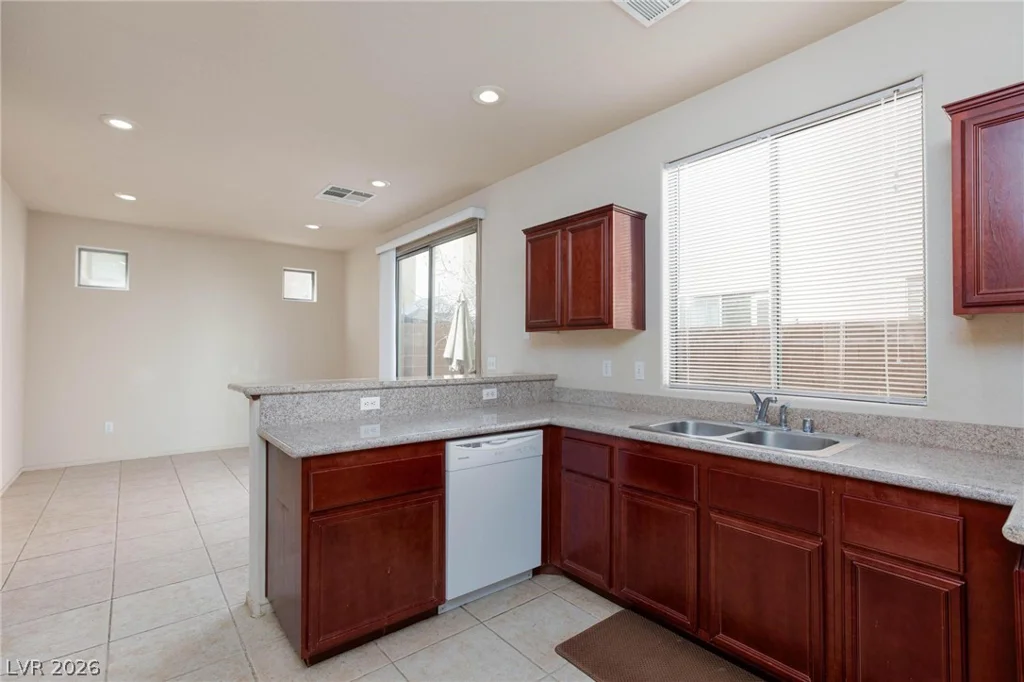 9748 Villa Lorena, Las Vegas, NV 89147