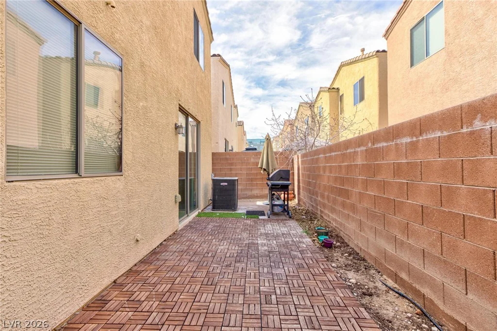 9748 Villa Lorena, Las Vegas, NV 89147