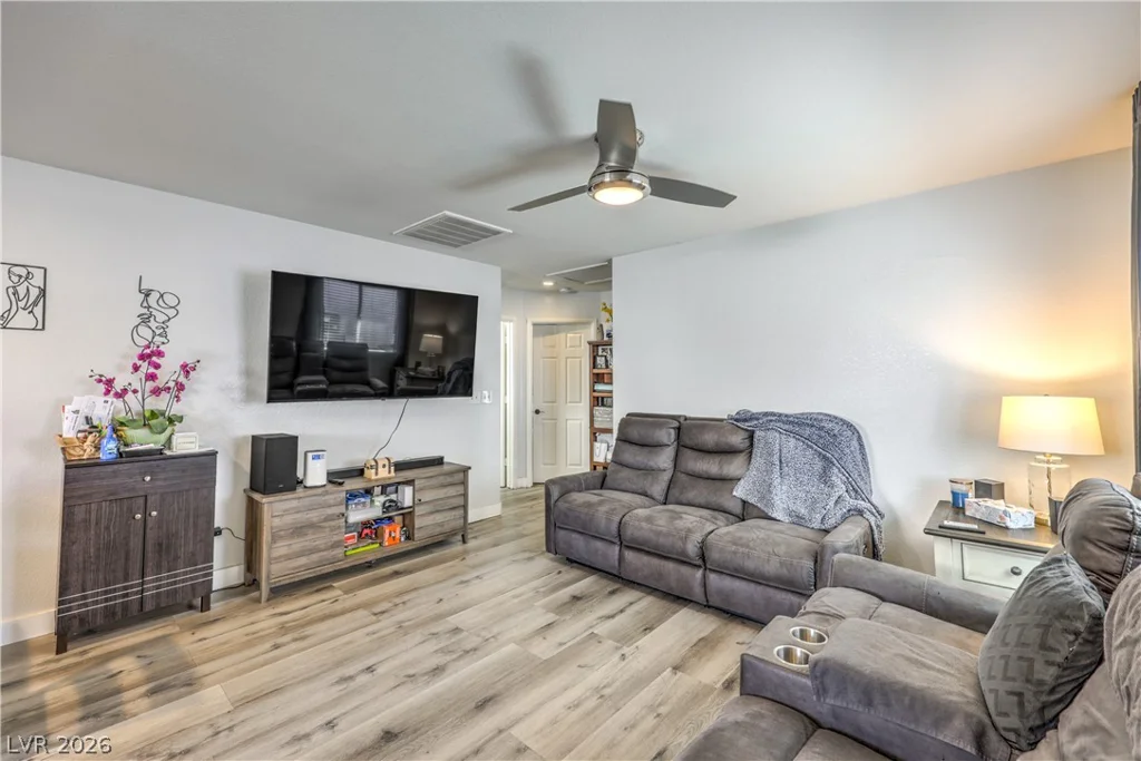 1160 Orange Meadow, Las Vegas, NV 89142