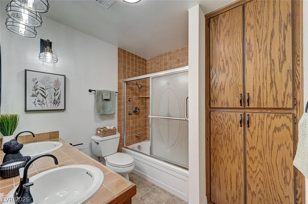 4670 Marnell Drive, Las Vegas, NV 89121