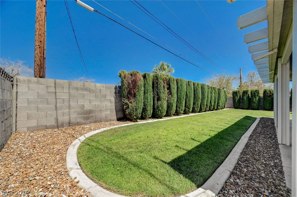 4670 Marnell Drive, Las Vegas, NV 89121