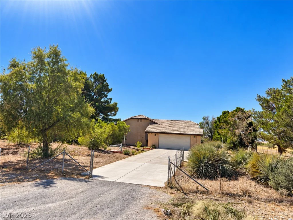 451 Steven, Pahrump, NV 89060