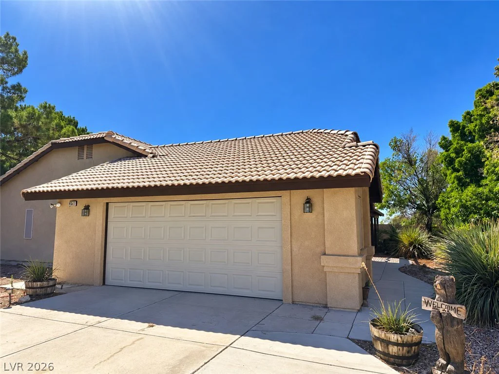 451 Steven, Pahrump, NV 89060