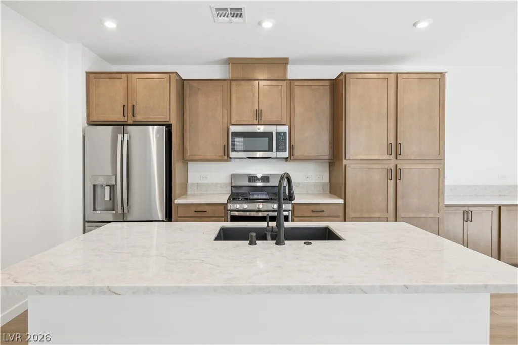 11977 Angle Cliff, Las Vegas, NV 89138