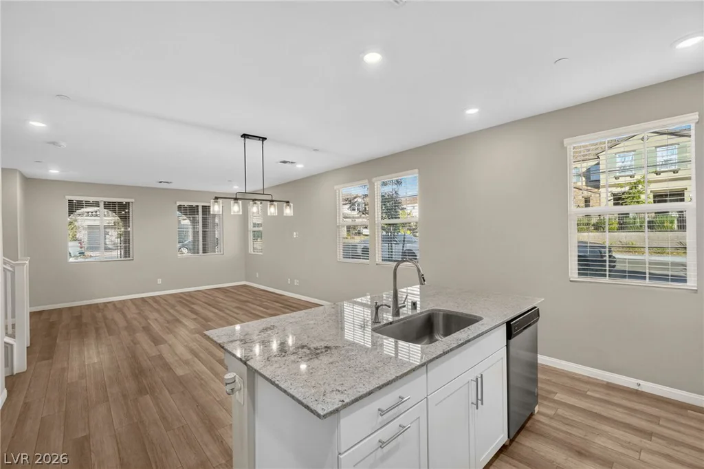 2435 Bellinzona, Henderson, NV 89044