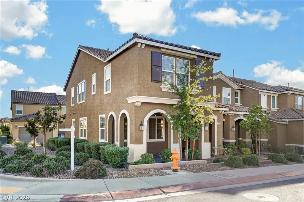 2435 Bellinzona, Henderson, NV 89044