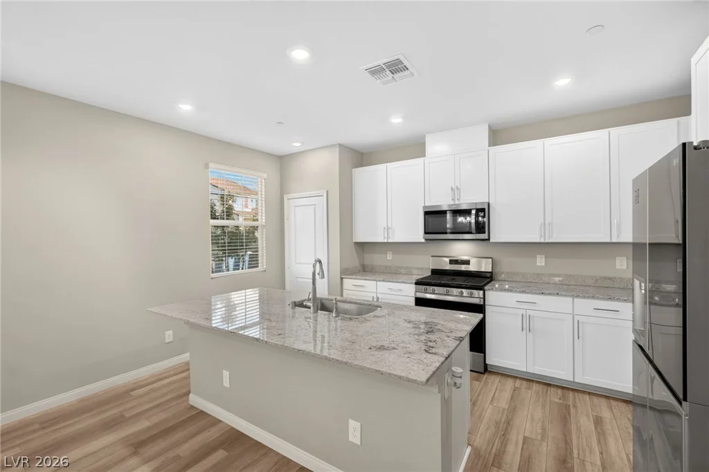 2435 Bellinzona, Henderson, NV 89044