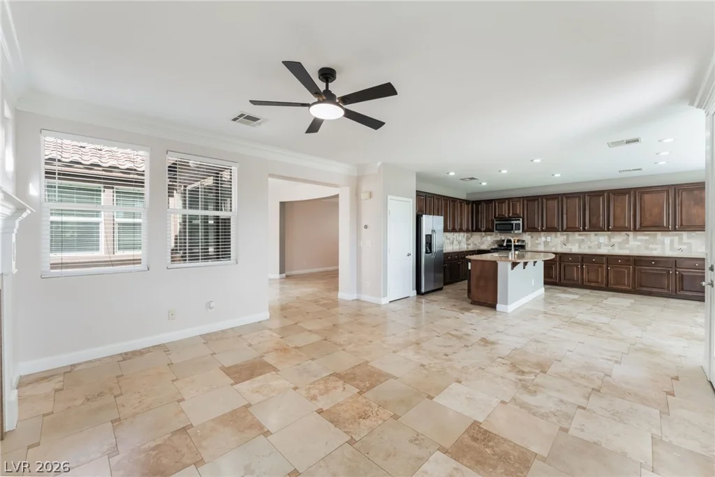 528 Bachelor Button, Las Vegas, NV 89138