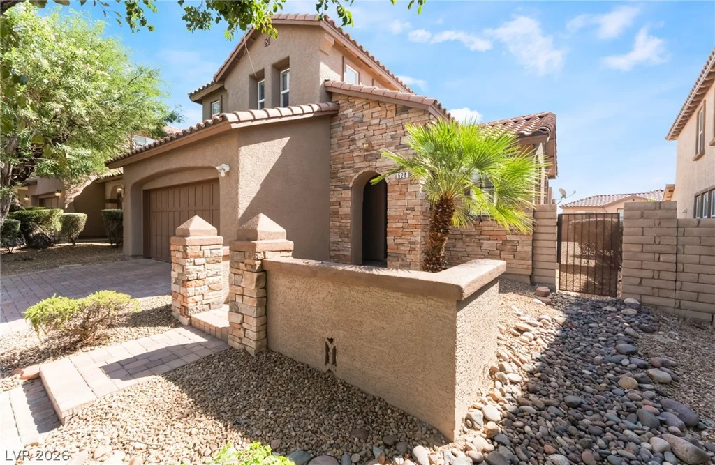 528 Bachelor Button, Las Vegas, NV 89138