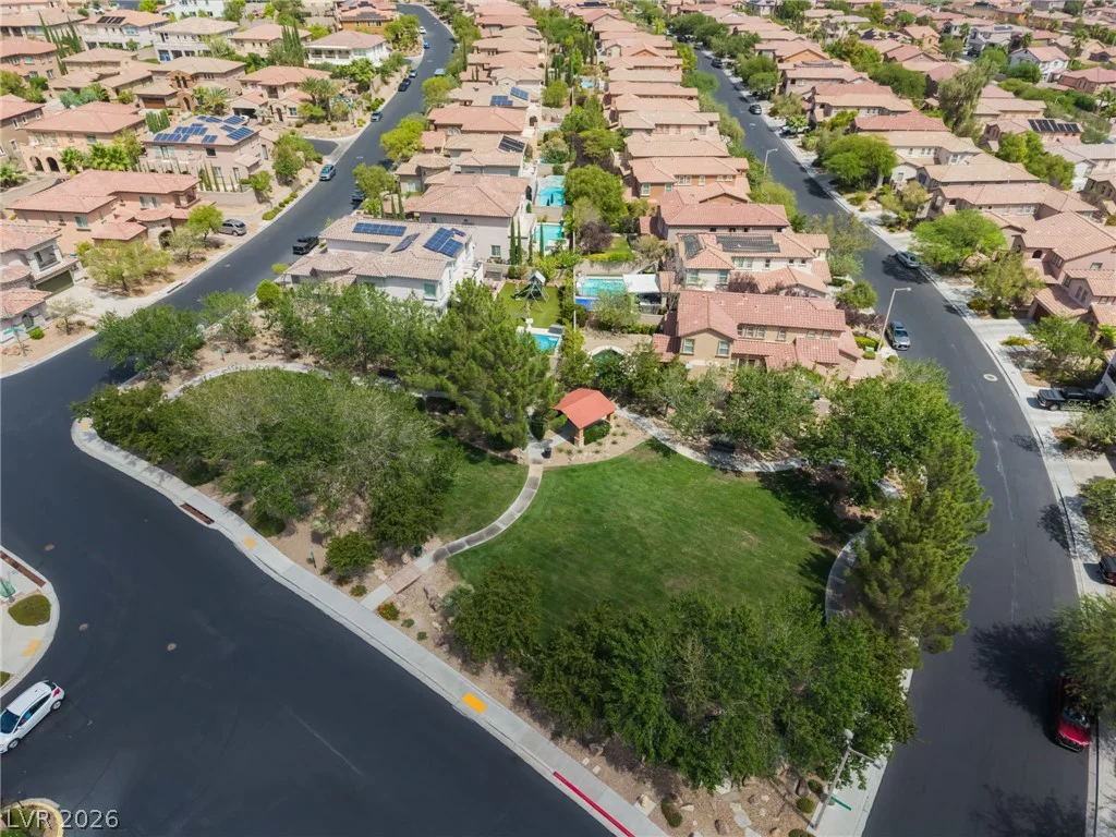 528 Bachelor Button, Las Vegas, NV 89138