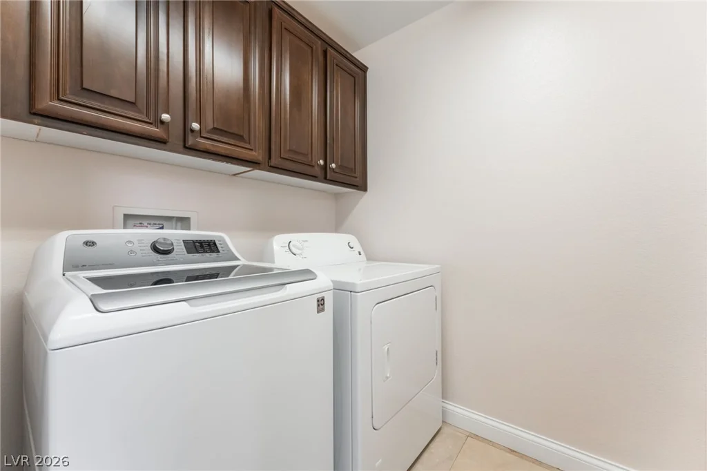 528 Bachelor Button, Las Vegas, NV 89138