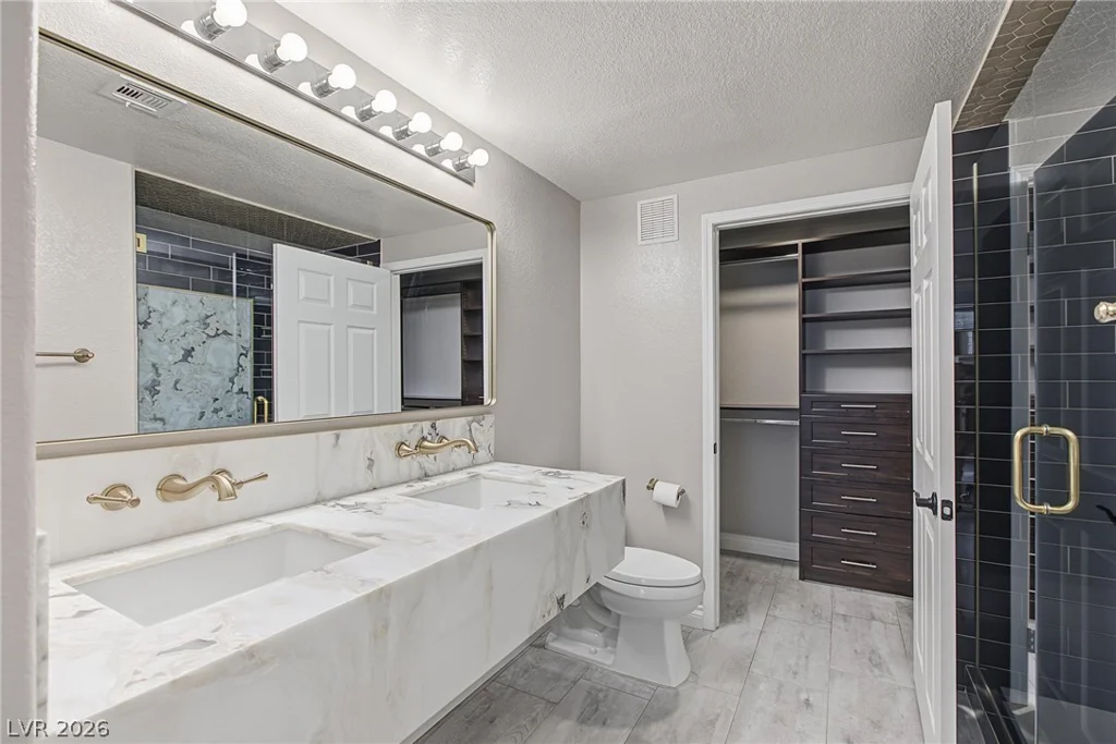 10001 Peace, Las Vegas, NV 89147
