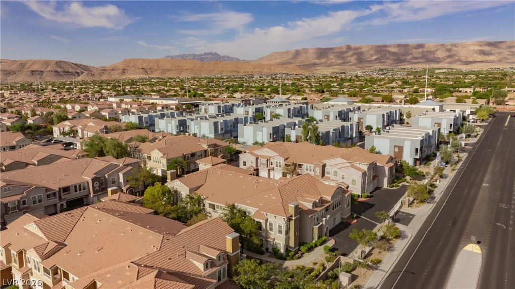 10001 Peace, Las Vegas, NV 89147