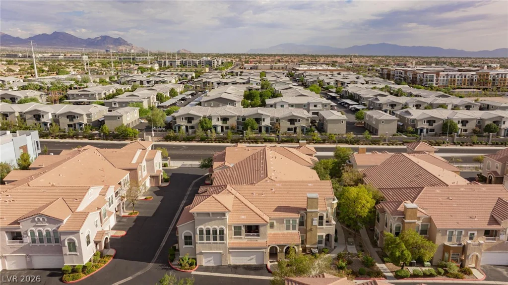 10001 Peace, Las Vegas, NV 89147