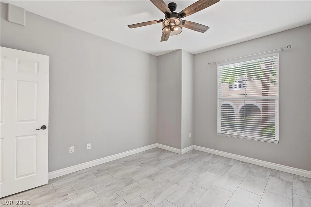10001 Peace, Las Vegas, NV 89147