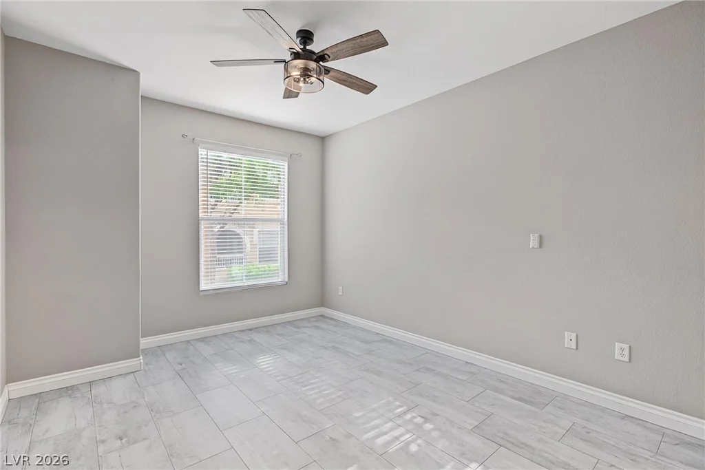 10001 Peace, Las Vegas, NV 89147