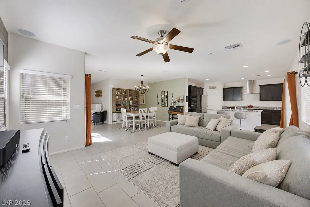 9138 Irish Elk, Las Vegas, NV 89149