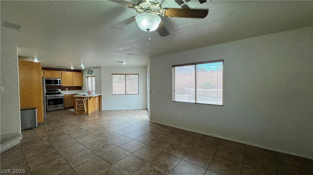 8141 Backpacker, Las Vegas, NV 89131