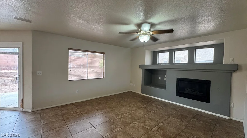 8141 Backpacker, Las Vegas, NV 89131