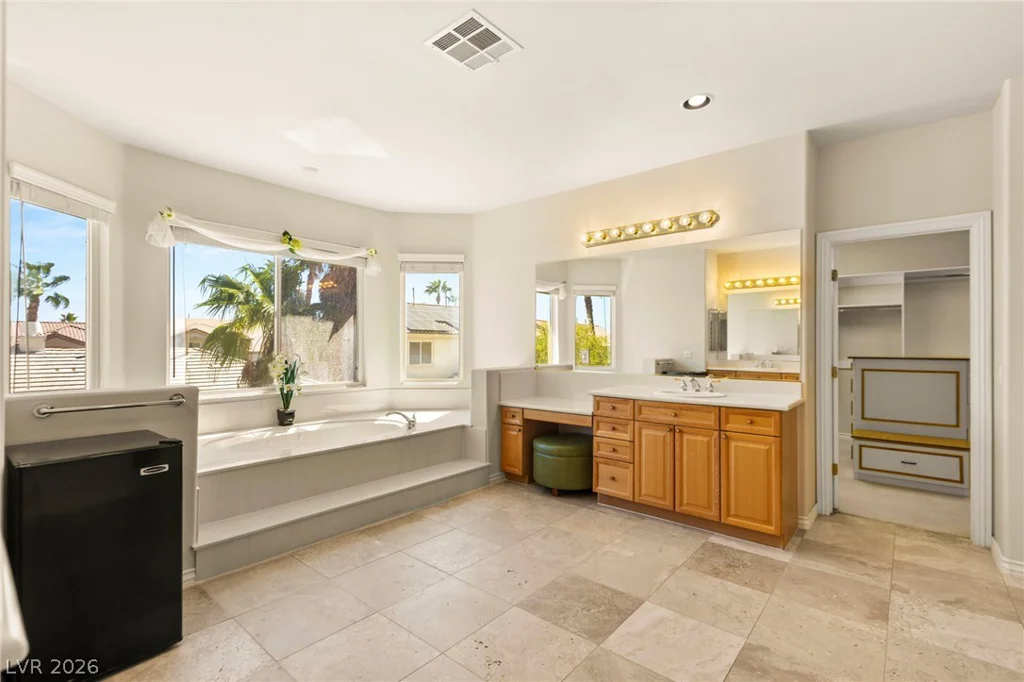 144 Tamarron Cliffs, Las Vegas, NV 89148