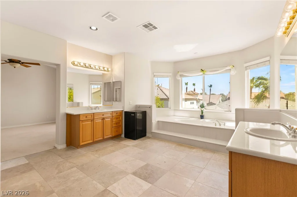 144 Tamarron Cliffs, Las Vegas, NV 89148