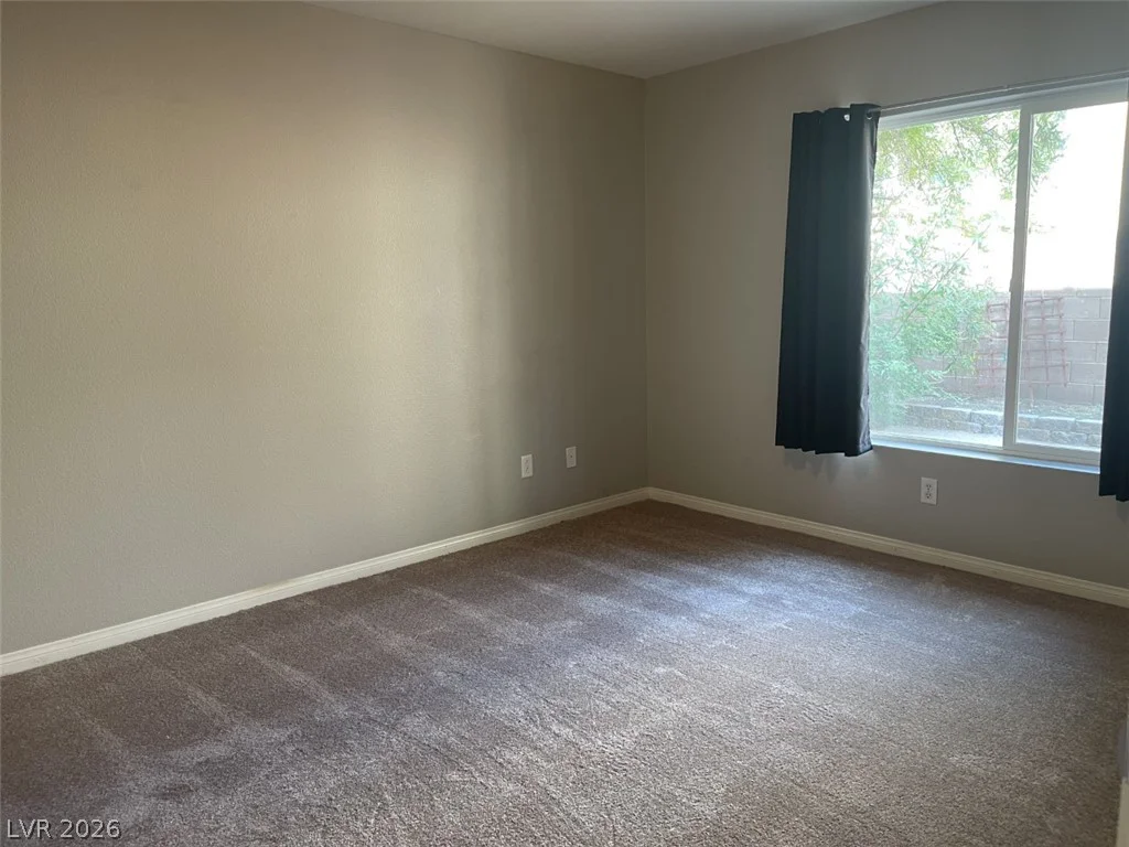 9840 Giant Steps, Las Vegas, NV 89141
