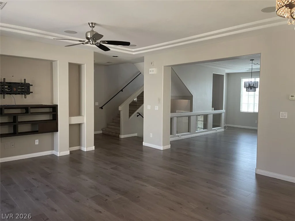 9840 Giant Steps, Las Vegas, NV 89141
