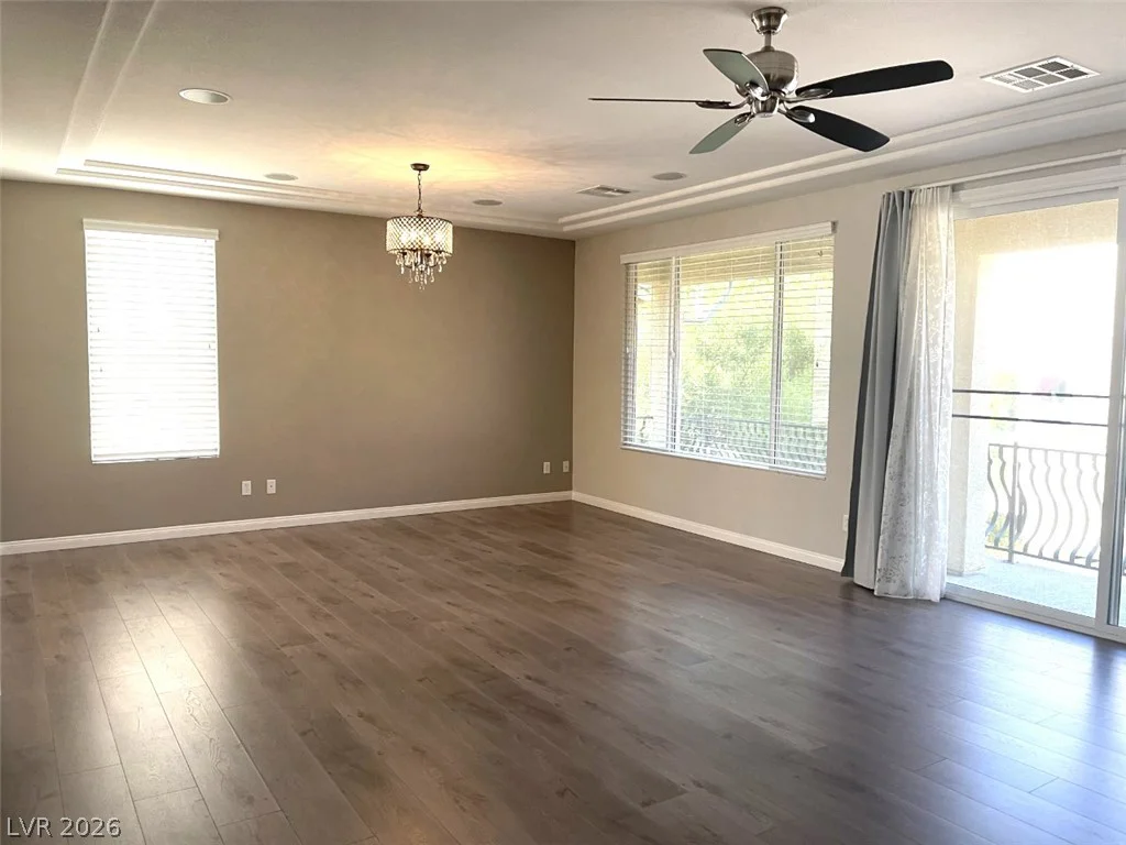 9840 Giant Steps, Las Vegas, NV 89141