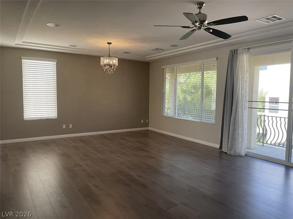 9840 Giant Steps, Las Vegas, NV 89141
