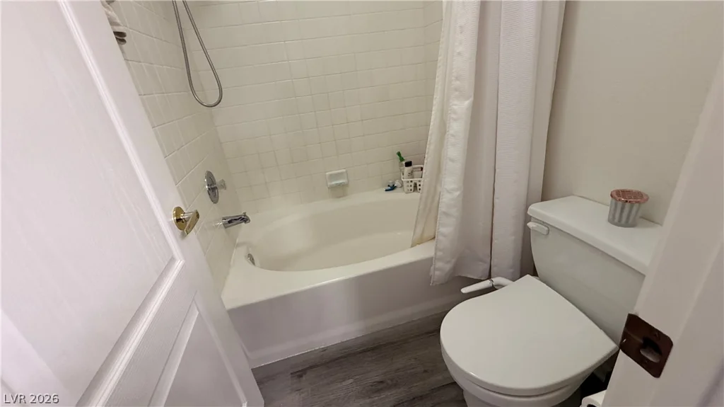 5248 Sunny Beach, Las Vegas, NV 89118